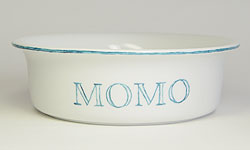 �}�C�{�E�����