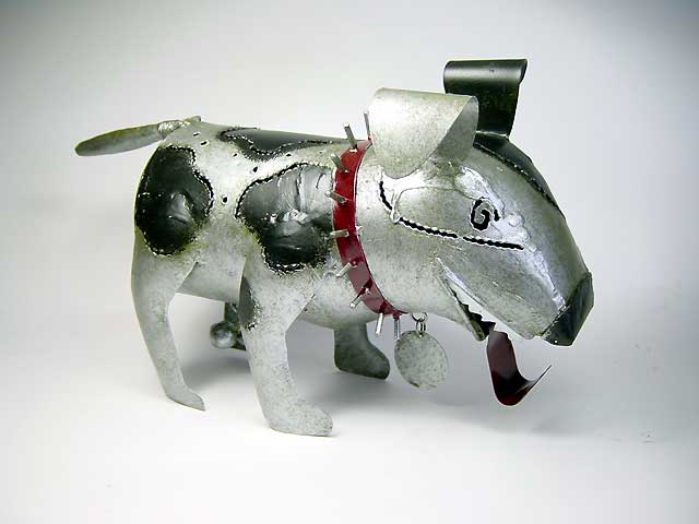 SPIKE JR �L�����h���X�^���h